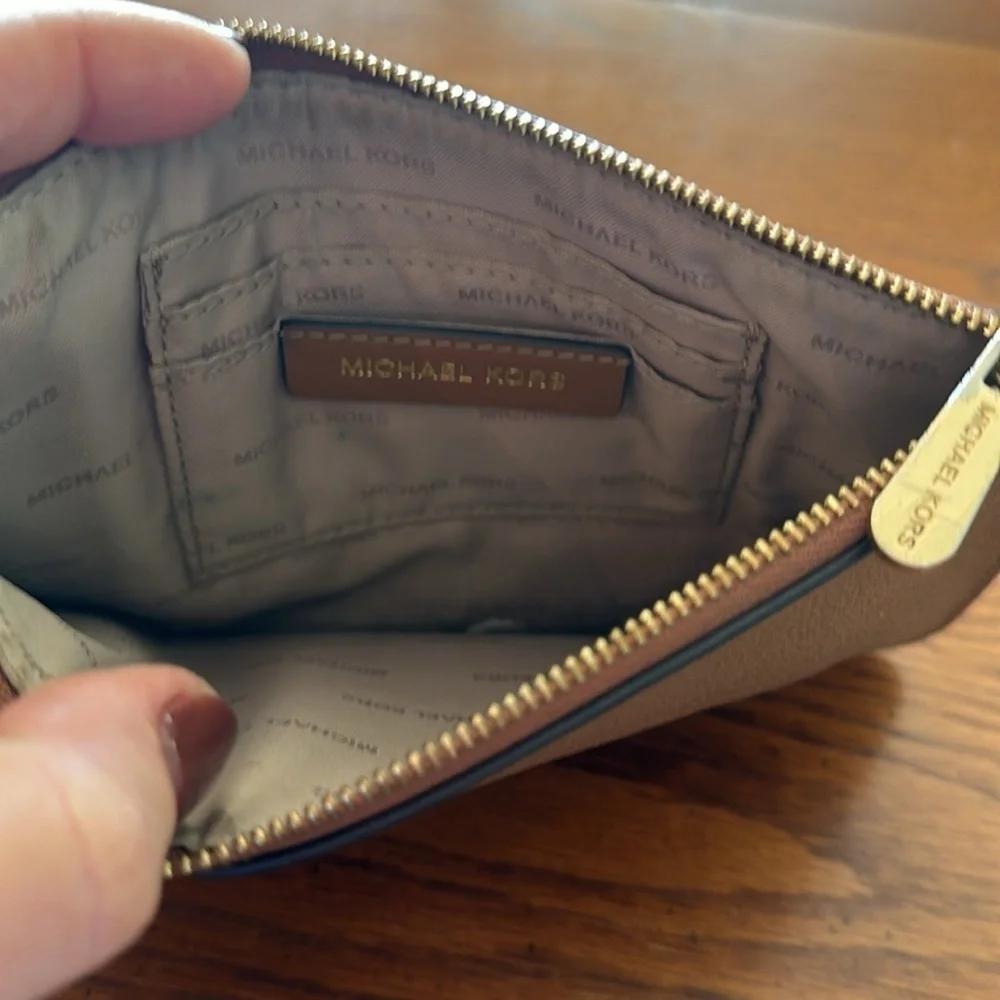 Michael kors leather wallet